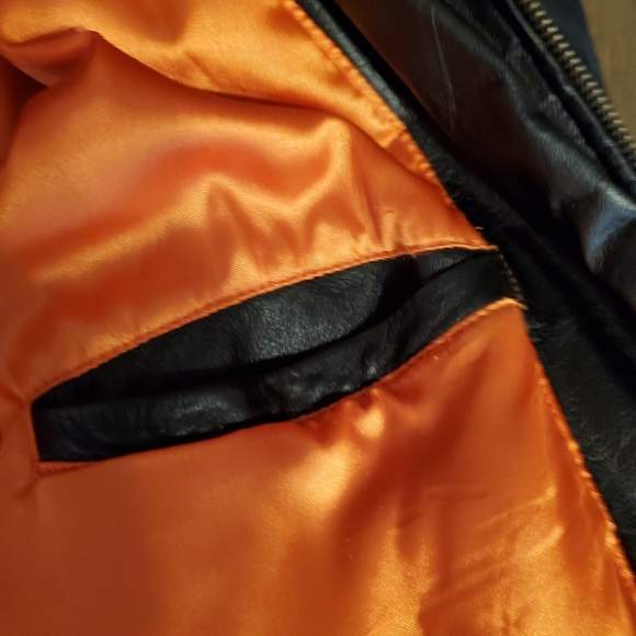 2XL LEATHER CHICAGO BEARS COAT - Picture 8 of 9